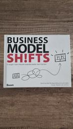 Boek Business Model Shifts, Boeken, Patrick van der Pijl, Roland Wijnen & Justin Lokitz, Zo goed als nieuw, Beta, HBO