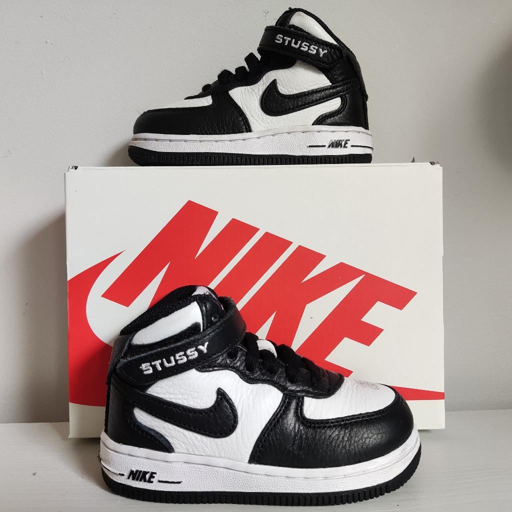 Nike Air Force 1 Mid Stussy Light Bone maat 23.5, Kinderen en Baby's, Jongen of Meisje, Schoenen, Ophalen of Verzenden, Zo goed als nieuw