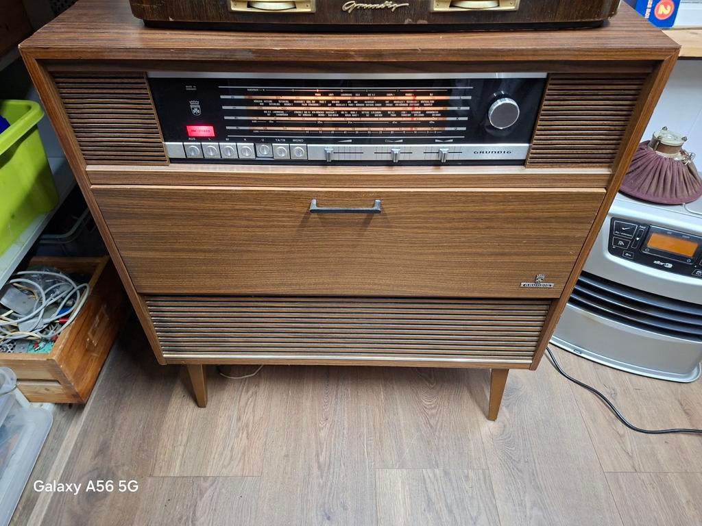 Prachtig radiomeubel van gründig uit de 70e jaren, Ophalen of Verzenden