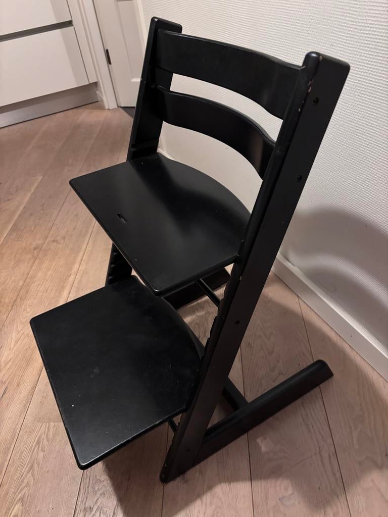 Zwarte Trip Trap Meegroeistoel met rugsteun en beugel, Kinderen en Baby's, Kinderstoelen, Ophalen, Gebruikt, Meegroeistoel