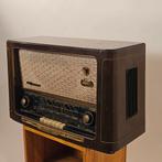 Grundig buizenradio - brom, geen radioverbinding, Audio, Tv en Foto, Radio's, Ophalen of Verzenden, A, A, A