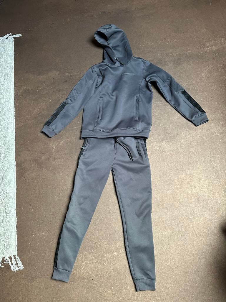 Ballin Trainingspak - Broek maat 12, Jas maat 14, Ophalen of Verzenden, Zo goed als nieuw, Jongen, Setje