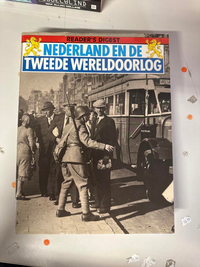 Reader's Digest: Nederland en de Tweede Wereldoorlog, Ophalen of Verzenden, 20e eeuw of later, Gelezen
