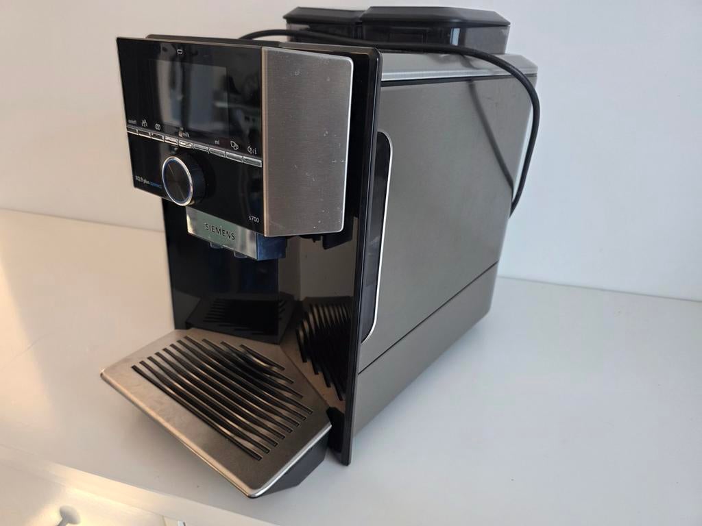 Siemens EQ.9 plus s700 koffiemachine - werkt goed, Ophalen of Verzenden, Koffiemachine