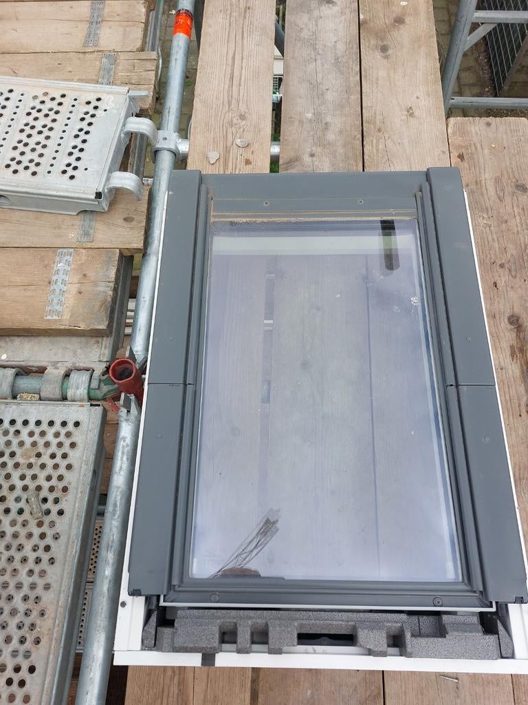 VELUX  DAKRAAM  GGL CK02, Doe-het-zelf en Verbouw, Glas en Ramen, Ophalen, Gebruikt, Minder dan 80 cm, Dakraam