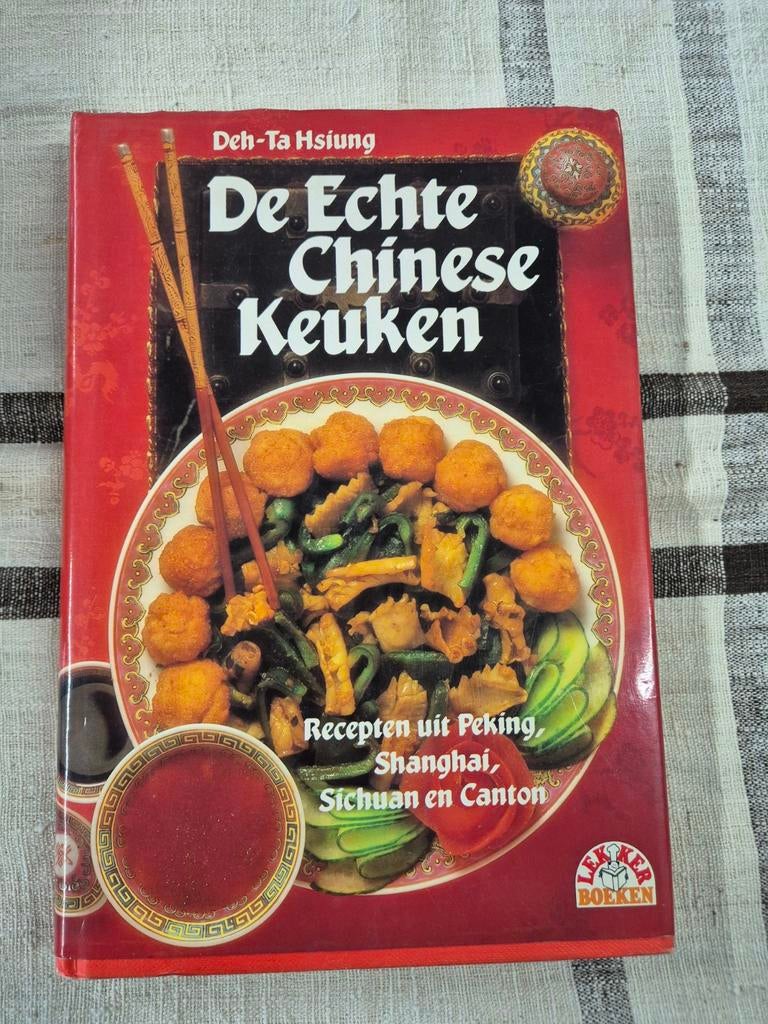De Echte Chinese Keuken - Deh-Ta Hsiung, Ophalen of Verzenden, Gelezen, Azië en Oosters