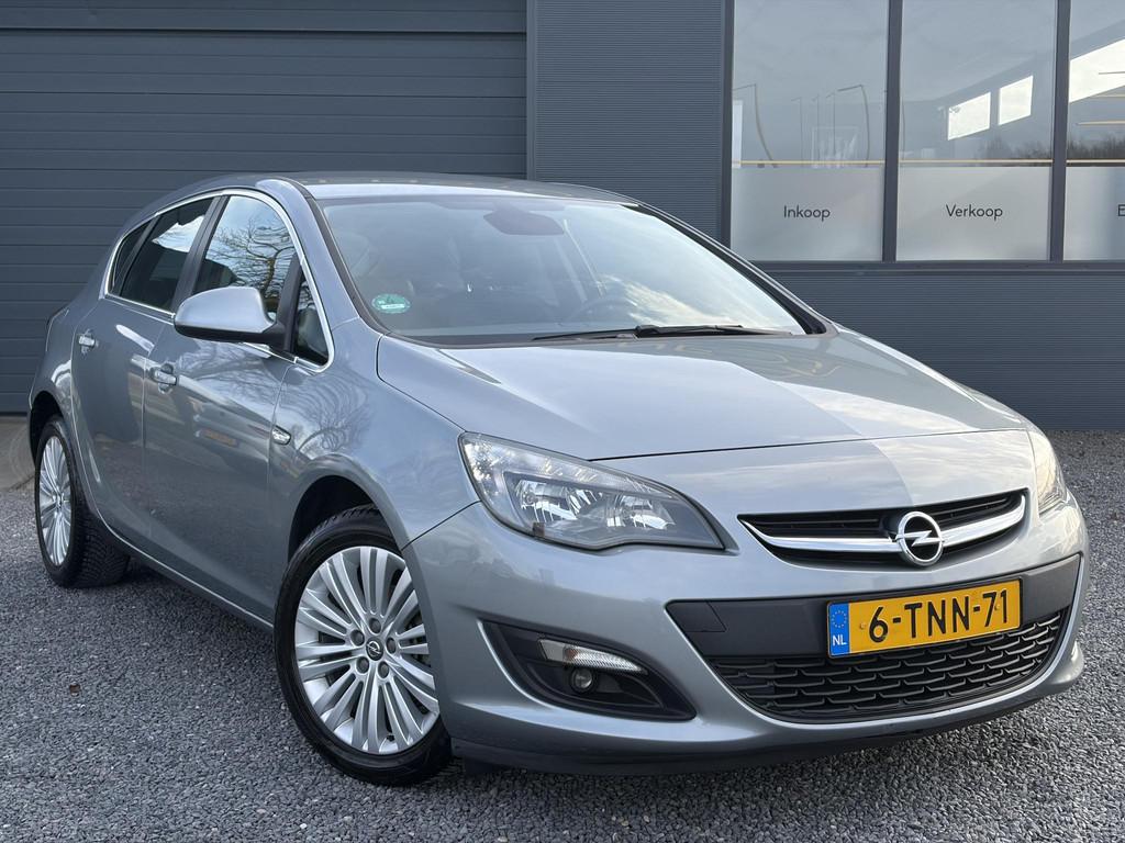 Opel Astra 1.4 Turbo Design Edition Navi,CameraDealer Onderh, Auto's, Opel, Voorwielaandrijving, Euro 5, Stof, Gebruikt