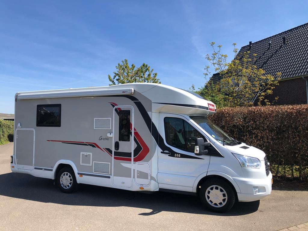 AUTOMAAT 170pk Nieuwstaat Queensbed + Hefbed Bj 2019, Caravans en Kamperen, Campers, Buscamper of Camperbus, 7 tot 8 meter, Particulier