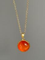 Ketting met oranje agaat steen, Sieraden, Tassen en Uiterlijk, Kettingen, Ophalen of Verzenden, Zo goed als nieuw, Steen of Mineraal