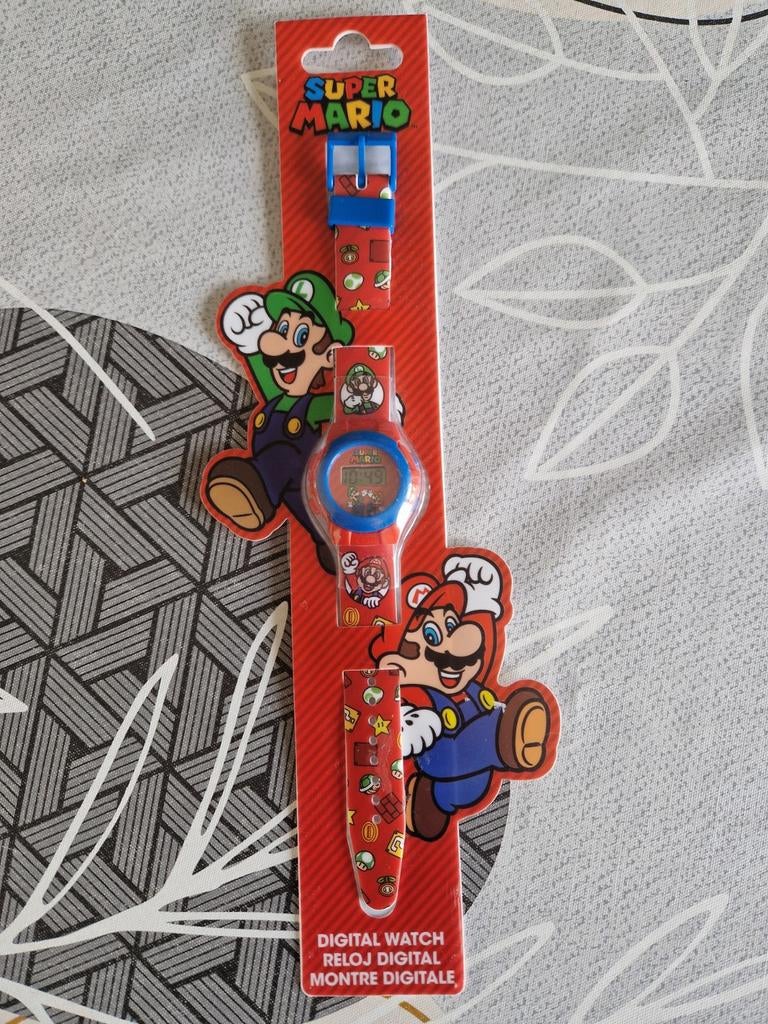 Nieuw super Mario digitaal horloge voor kinderen, Ophalen of Verzenden, Nieuw, Rood, Jongen of Meisje