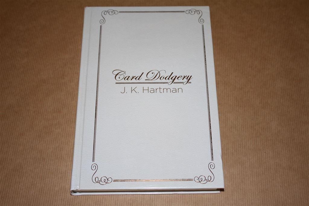 Boek - Card dodgery [over kaartentrucs] Hartman !!, Ophalen of Verzenden, Zo goed als nieuw