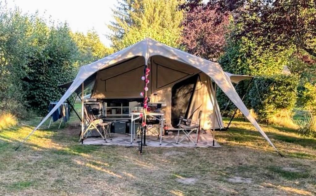 Campooz Fat Freddy 2023 - Compleet uitgerust & nieuwstaat!, Caravans en Kamperen, Vouwwagens, Ophalen of Verzenden, Beige, Tot en met 2