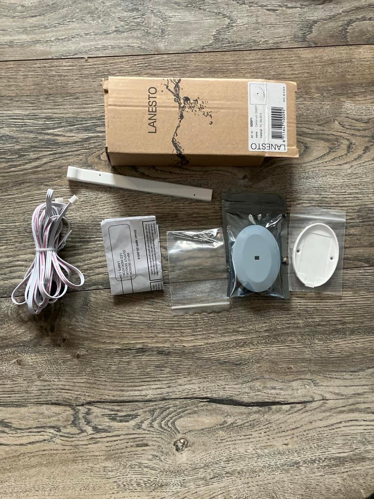 Lanesto on-off schakelaar keukenverlichting, Huis en Inrichting, Overige typen, Kunststof, Nieuw, Ophalen of Verzenden