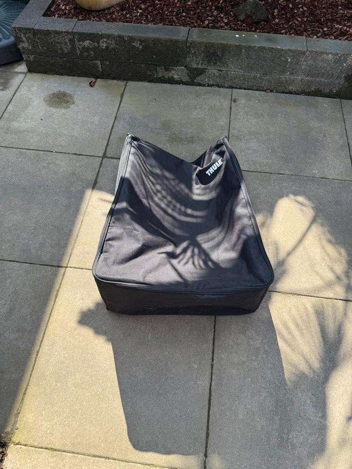 Thule EasyFold Opberghoes - Bescherming voor uw fietsendrage, Auto diversen, Fietsendragers, Gebruikt, Ophalen of Verzenden