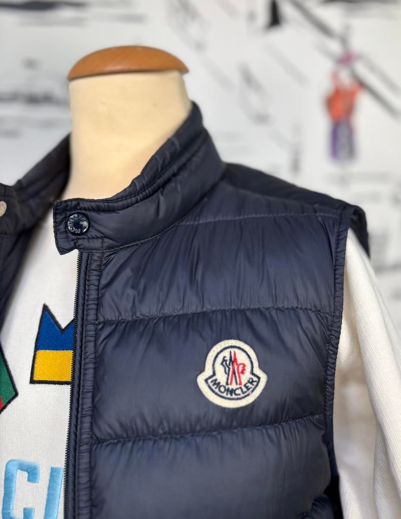 Moncler navy Gui bodywarmer jas maat 12 (360 euro), Kinderen en Baby's, Moncler EU, Verzenden, Jongen of Meisje, Zo goed als nieuw