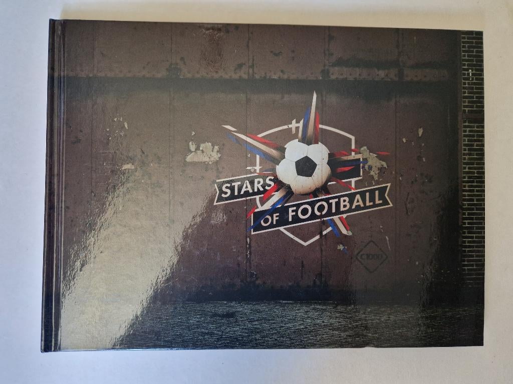 Stars of Football, Sticker verzamelalbum 2010, Verzamelen, Ophalen of Verzenden, Zo goed als nieuw, Overige binnenlandse clubs