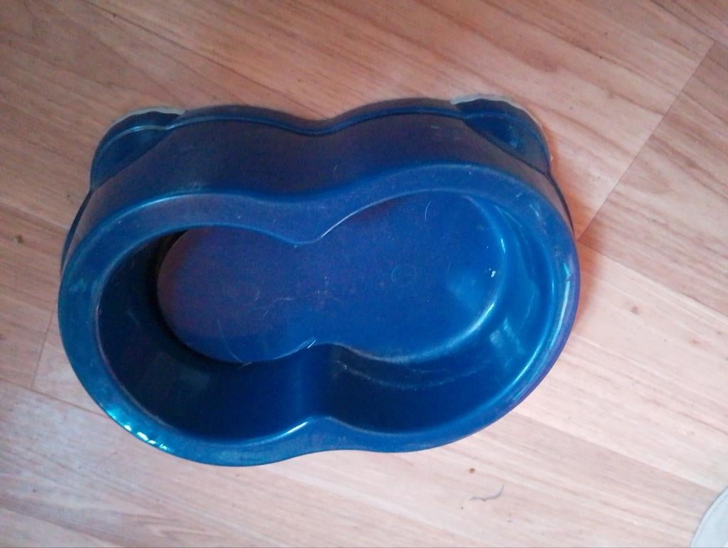 Voerbakje dier., Ophalen of Verzenden, Gebruikt