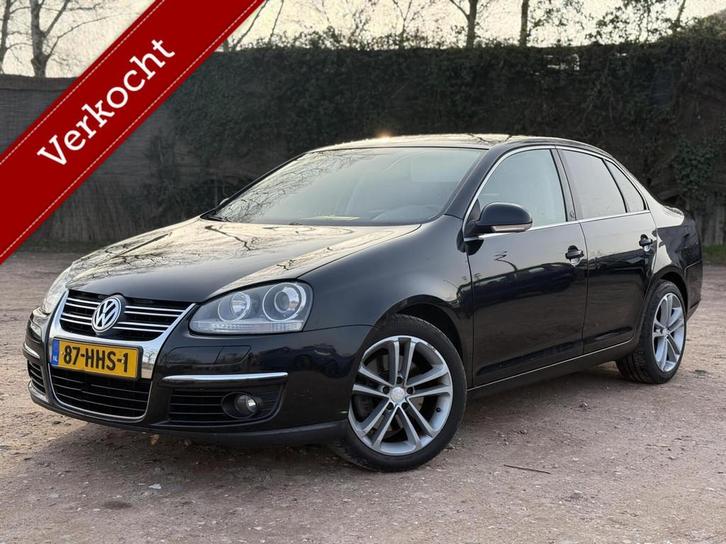 Volkswagen Jetta 1.4 TSI Highline AIRCO CRUISE PSENSOR XENON, Auto's, Volkswagen, Bedrijf, Jetta, ABS, Airbags, Airconditioning