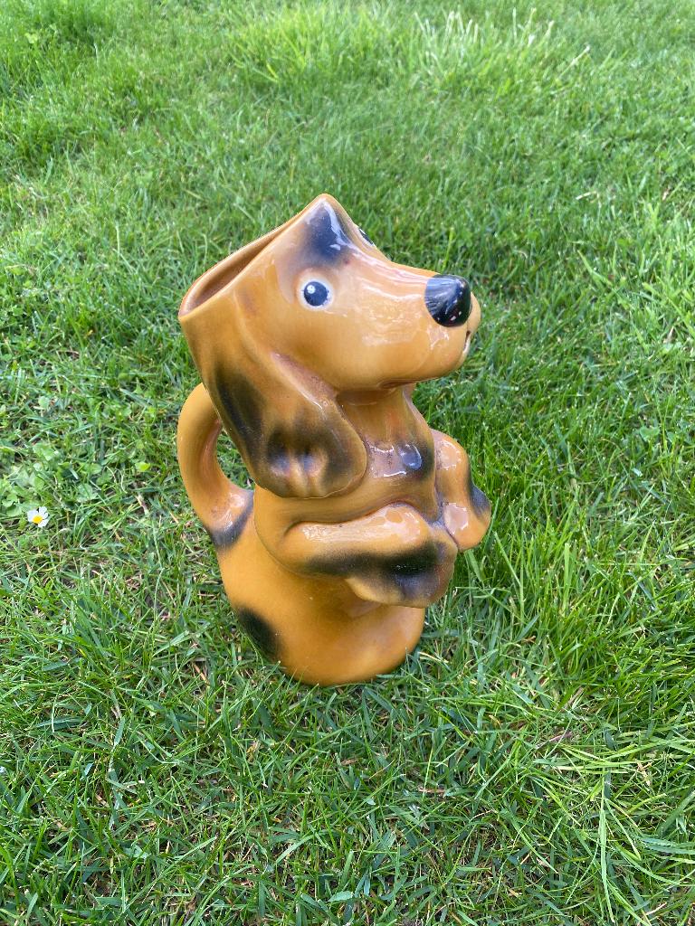 Brocante waterkan, teckel, vaas, Ophalen