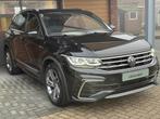 Volkswagen Tiguan 1.5 TSI R-Line,Pano,Trekh,Cruise,Cam,Carpl, Euro 6, 4 cilinders, 150 pk, Zwart
