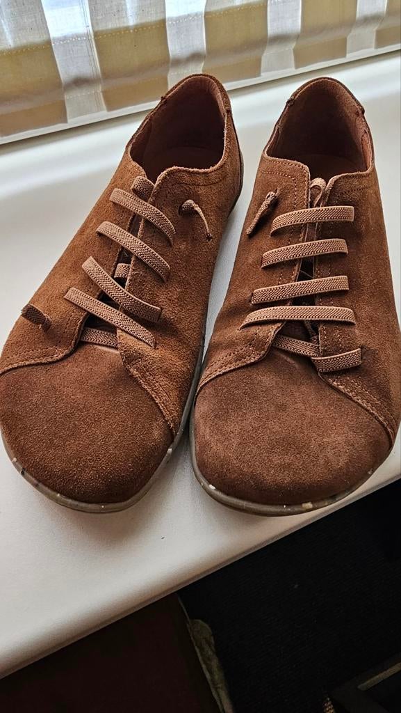Koel Barefoot Schoenen Maat 40 - Bruin Suède, Schoenen met lage hakken, Bruin, Ophalen of Verzenden, Gedragen