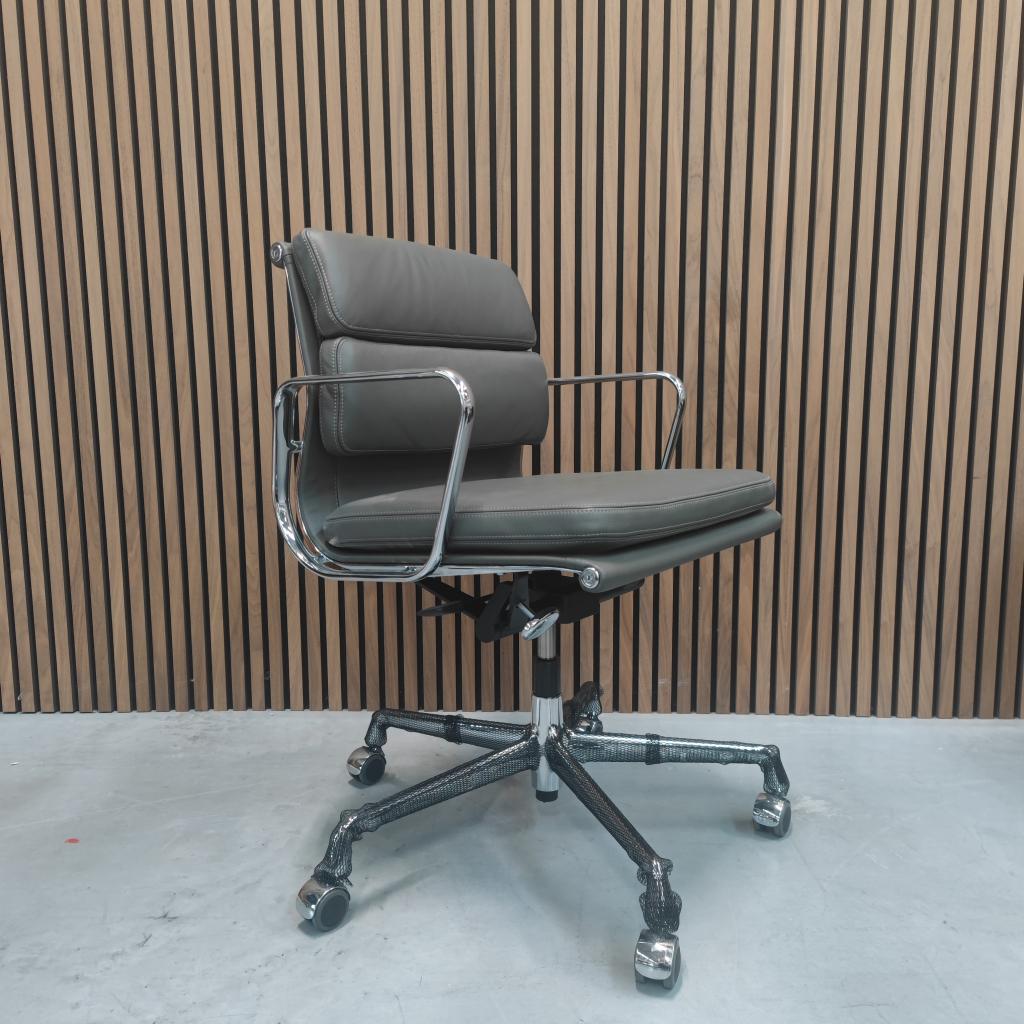 Vitra Eames 217 Bureaustoel (Nieuw!), Ophalen of Verzenden
