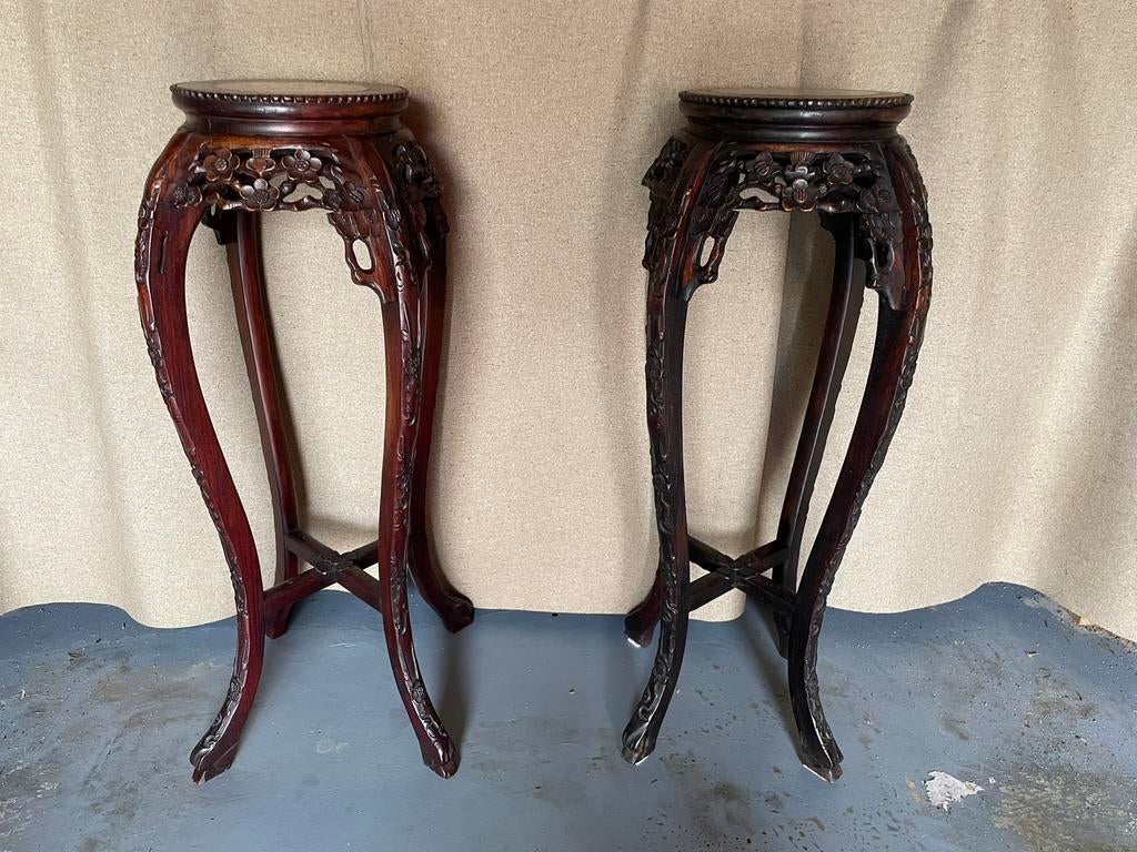 2 hoge chinese plantentafels 90 cm en chinese side table, Antiek en Kunst, Antiek | Meubels | Tafels, Ophalen