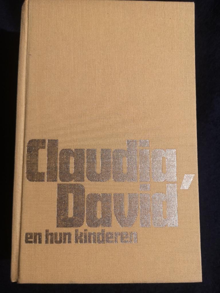 Rose Franken, Claudia, David en hun kinderen, Boeken, Ophalen of Verzenden, Gelezen