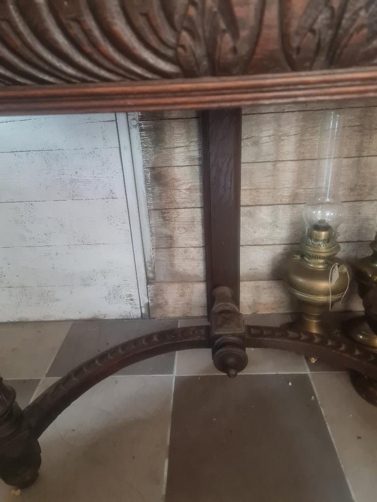 Antieke Mechelse sidetable, Antiek en Kunst, Antiek | Meubels | Tafels, Ophalen