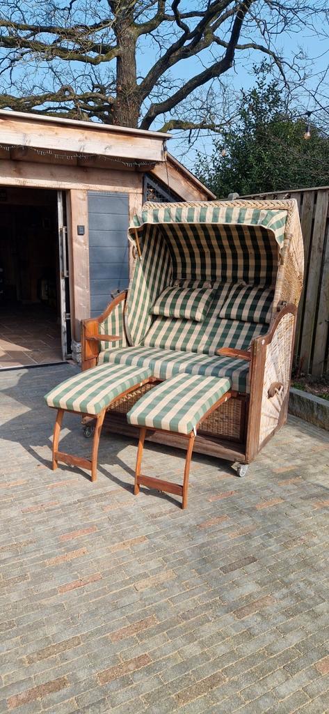 Gebruikte strandkorf voor 2 personen met wielen en hoes, Tuin en Terras, Tuinstoelen, Gebruikt, Hout, Ophalen of Verzenden
