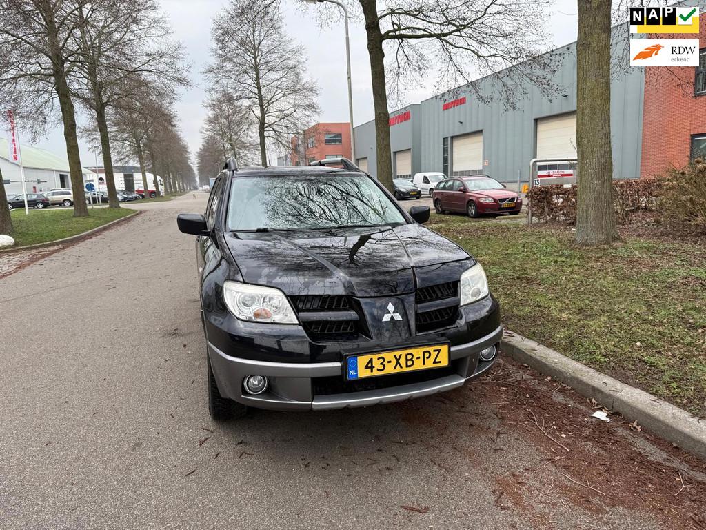 Mitsubishi Outlander Sport 2.0 Invite+ 1 E eigenaar apk maar, Auto's, Mitsubishi, Voorwielaandrijving, Metallic lak, 136 pk, 4 cilinders