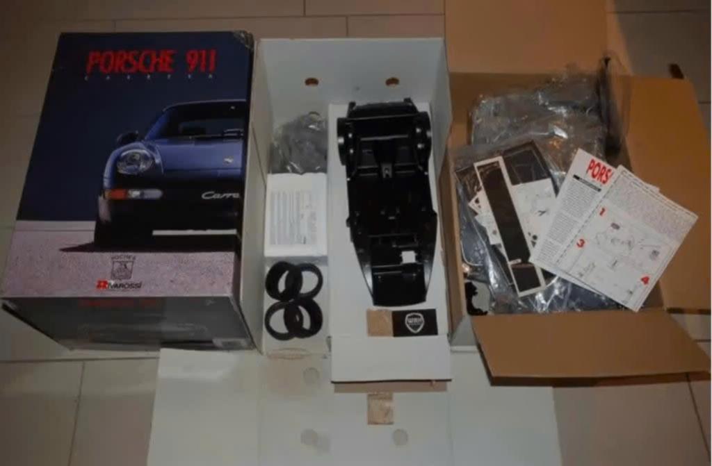 SALE !! 1:8 PORSCHE 911 993 silver POCHER K31 ongebouwd WRH, Ophalen, Zo goed als nieuw, 1:5 t/m 1:8, Auto