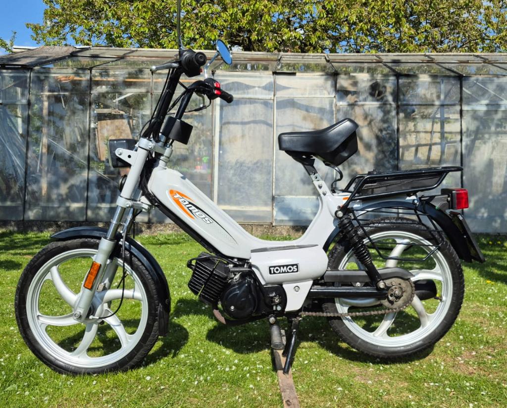 Tomos a35 2016 luxe, Fietsen en Brommers, Brommers | Tomos, Ophalen, Overige modellen, Zo goed als nieuw, 2 versnellingen