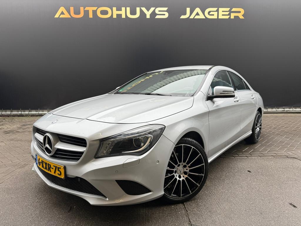 Mercedes-Benz CLA-klasse 200 Ambition, Auto's, Mercedes-Benz, Gebruikt, 715 kg, Leder en Stof, Bedrijf