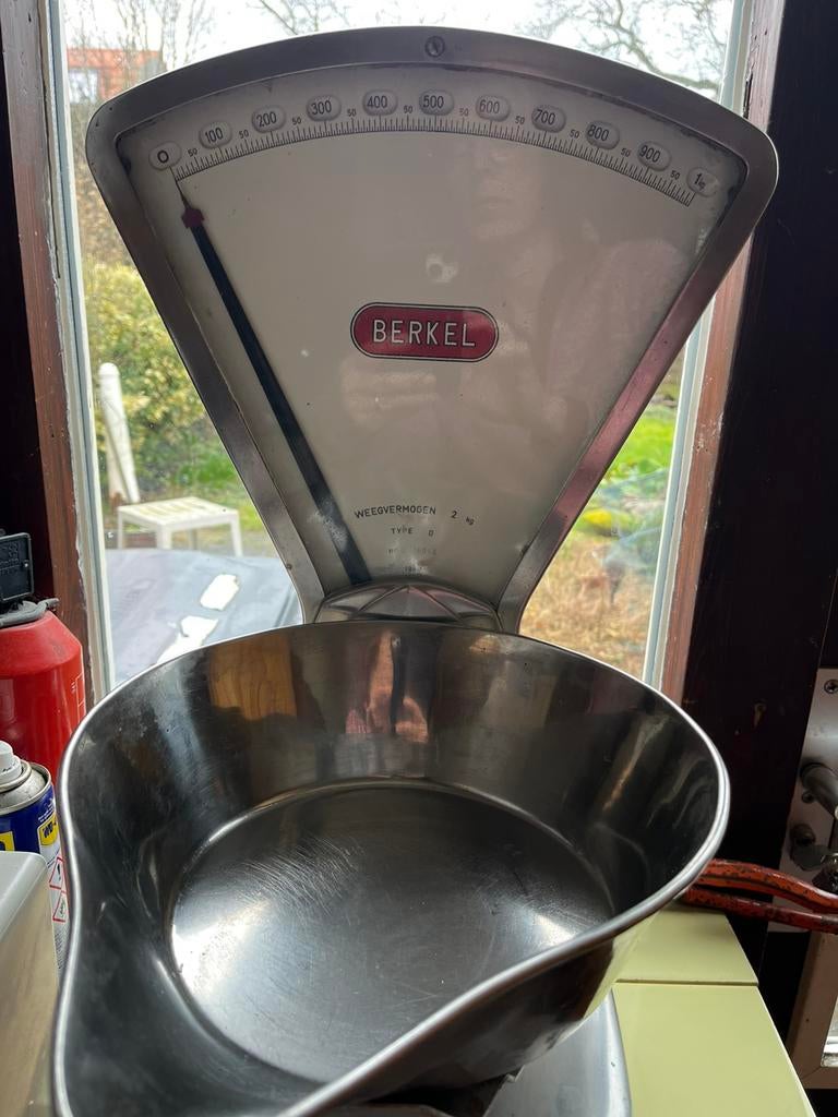 Van Berkel weegschaal met kom in RVS weegt tot 2 kg., Ophalen, Minder dan 10 kg, Keukenweegschaal, 1 tot 500 gram