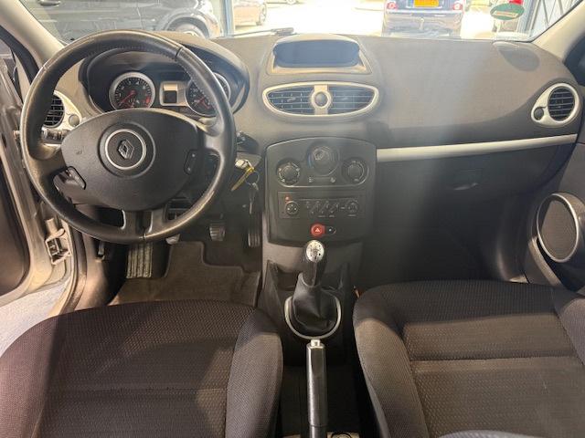 Renault Clio Verkocht!, Auto's, Renault, Voorwielaandrijving, Gebruikt, 4 cilinders, Origineel Nederlands