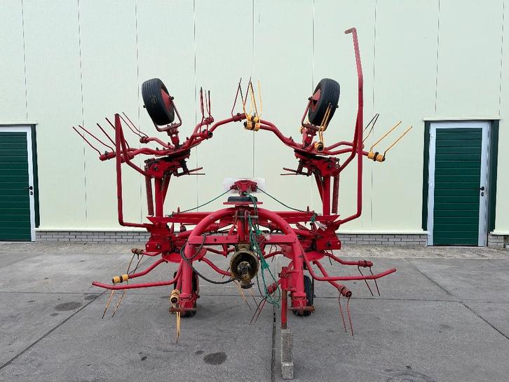 Niemeyer schudder, Imants grondfrees, Tumoba oogstband, Zakelijke goederen, Agrarisch | Werktuigen, Akkerbouw, Boomteelt, Fruitteelt