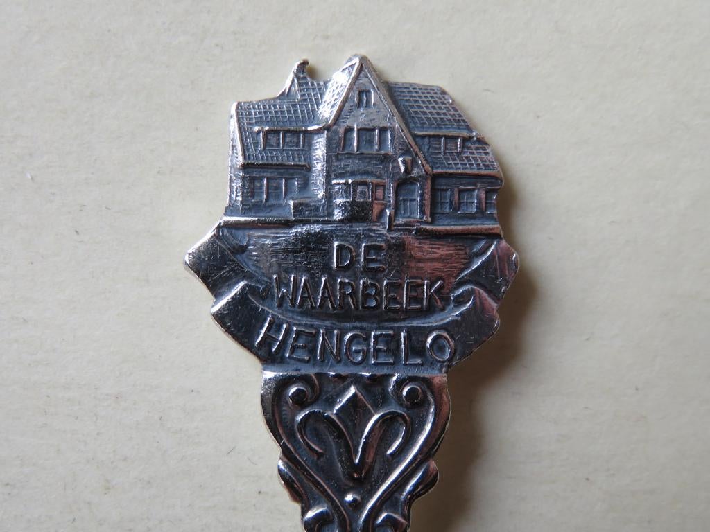 Verzilverd lepeltje entree De Waarbeek Hengelo, Verzenden