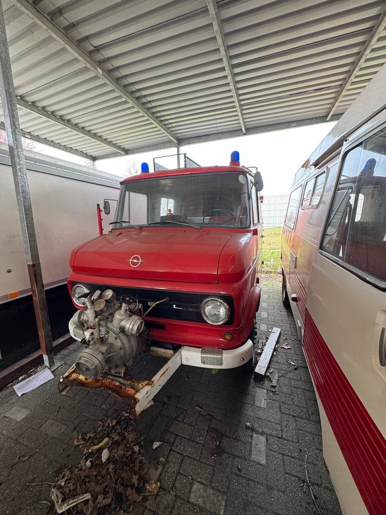 Opel Blitz 1968 Rood, 2430 kg, Overige modellen, 9 stoelen, Particulier