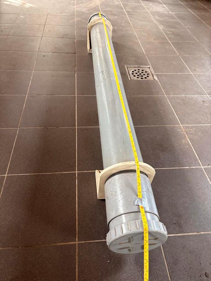 Buis voor onder caravan/camper. (Ruimte besparend), Caravans en Kamperen, Caravan accessoires, Gebruikt, Ophalen