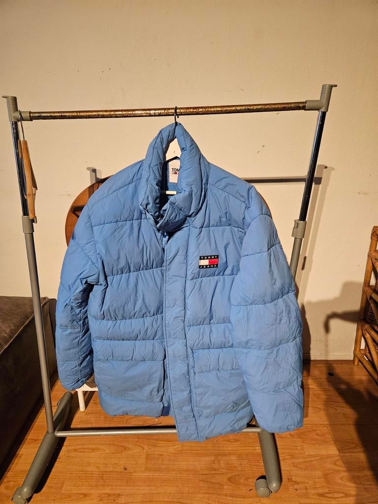 Tommy Jeans Puffer Jas - Fel Blauw, Kleding | Dames, Jassen | Winter, Blauw, Maat 42/44 (L), Ophalen of Verzenden, Zo goed als nieuw