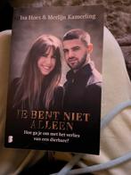 Je bent niet alleen - Isa Hoes & Merlijn Kamerling, Ophalen of Verzenden, Gelezen, Nederland