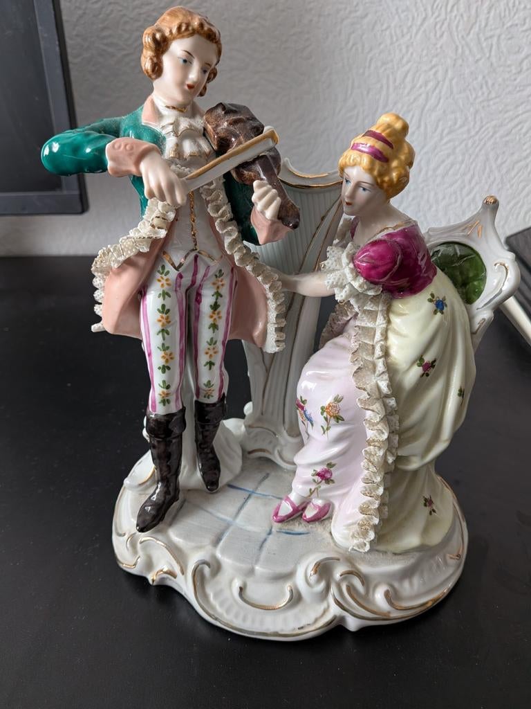 Dresden porselein, Ophalen