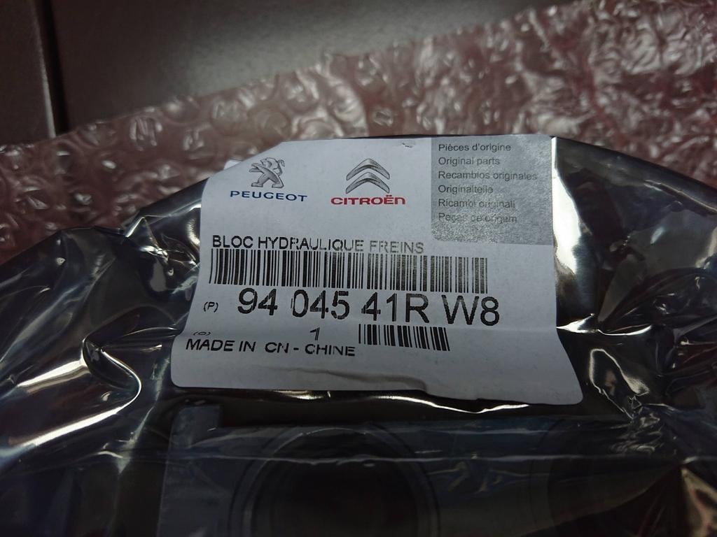 ABS pomp Peugeot 206/206+ ond.nr. 4541 RW nieuw, Auto-onderdelen, Ophalen of Verzenden, Nieuw, Peugeot