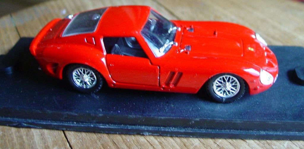 FERRARI GTO  ATLAS, Ophalen of Verzenden, Zo goed als nieuw, Bburago