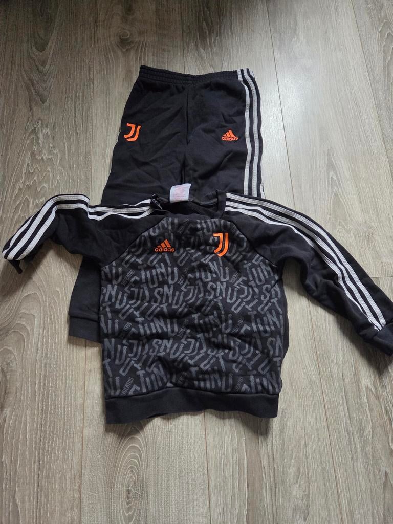 Adidas juventus 3-4 jaar/maat 104, Ophalen of Verzenden, Jongen of Meisje
