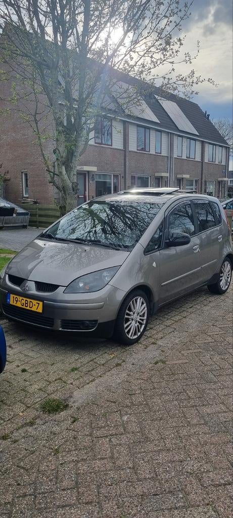 Mitsubishi Colt 1.5 CZ5 2008 Grijs met nieuwe apk, Auto's, Voorwielaandrijving, 970 kg, 40 €/maand, 4 cilinders