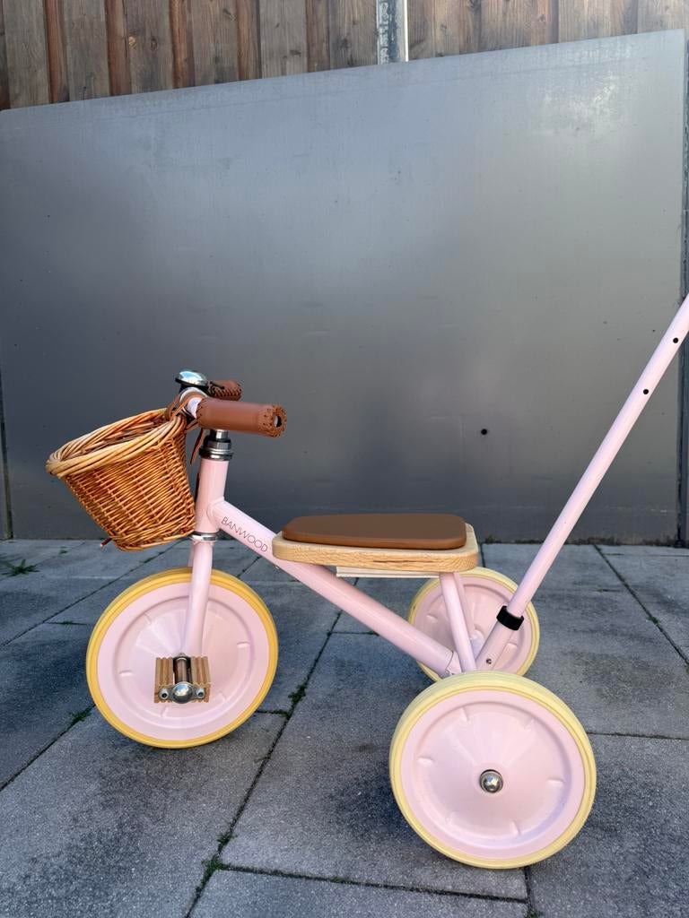 Banwood driewieler, Fietsen en Brommers, Ophalen of Verzenden, Zo goed als nieuw, Duwstang
