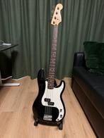 Fender precision bass mim, Muziek en Instrumenten, Ophalen, Zo goed als nieuw