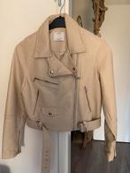 Mooie beige  lederlook  jasje, Ophalen of Verzenden, Zo goed als nieuw, Beige